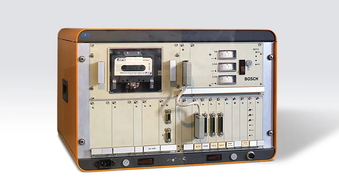 Prototype electronic pilot for drivers (EVA)